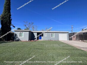 Building Photo - 3276 Del Rey Dr