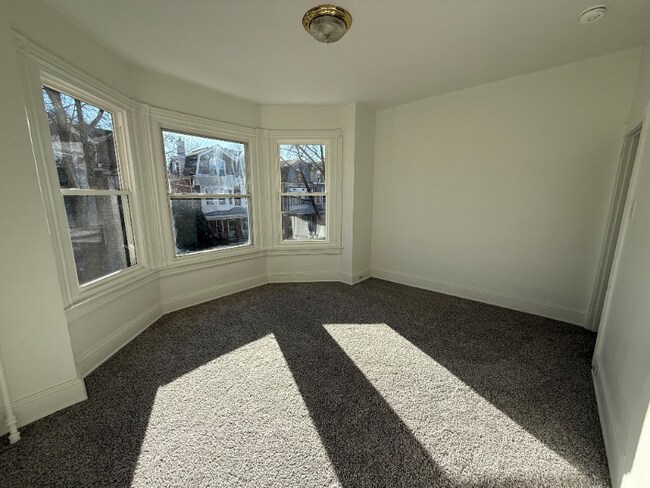 Foto del edificio - 63 W Sharpnack St