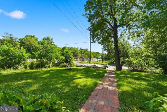 Foto del edificio - 8200 Buckland Mill Rd