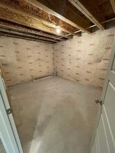 Building Photo - 4380 Bergen Ln