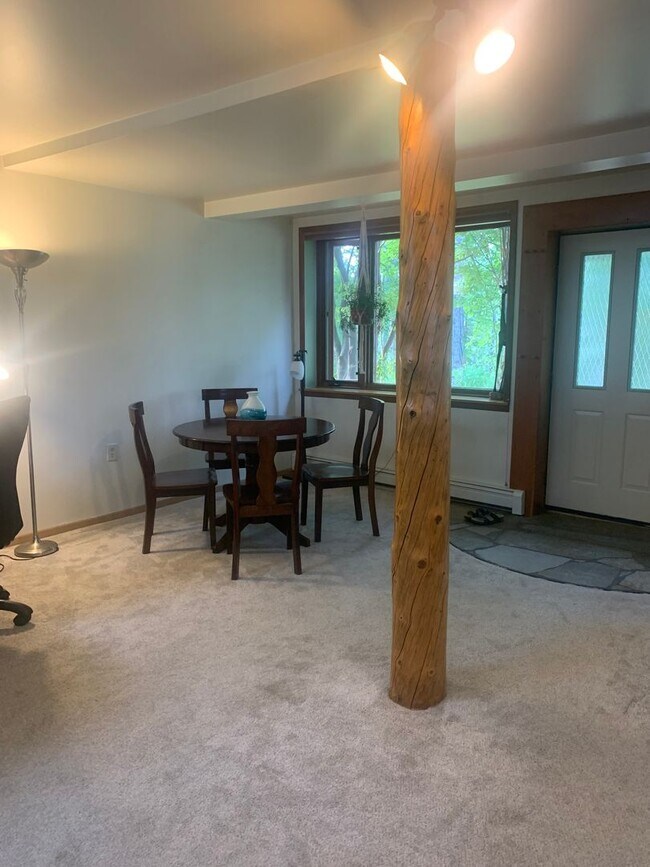 Foto del edificio - Cute Studio/1 Bedroom Apartment in Private...