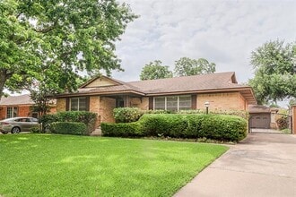 Building Photo - 10626 Longmeadow Dr