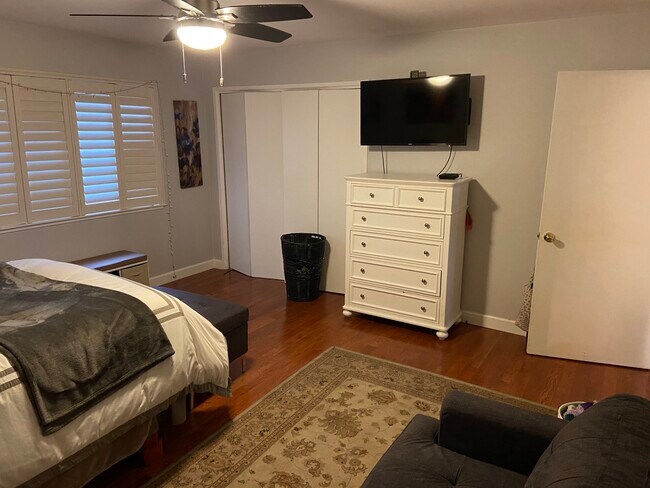 bedroom - 108 Graceland Dr