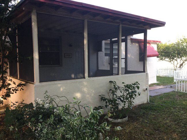 Building Photo - Anton Village
