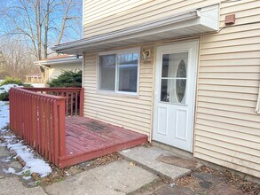 Building Photo - 6996 Fillmore Dr