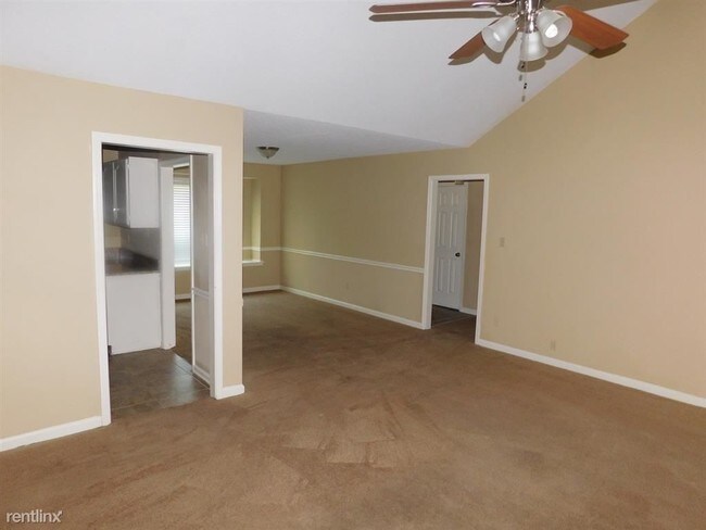 Building Photo - 3 br, 2 bath House - 1031 Dove Hollow Dr