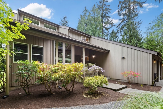Building Photo - 21521 47th Ave SE