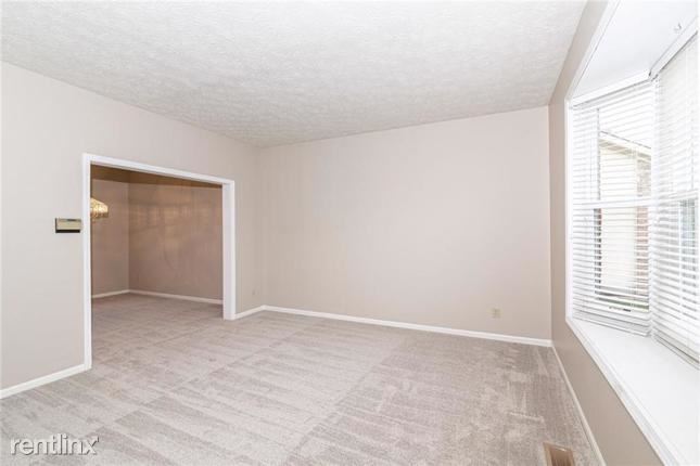 Building Photo - 4 br, 2 bath House - 1054 Churchill Court