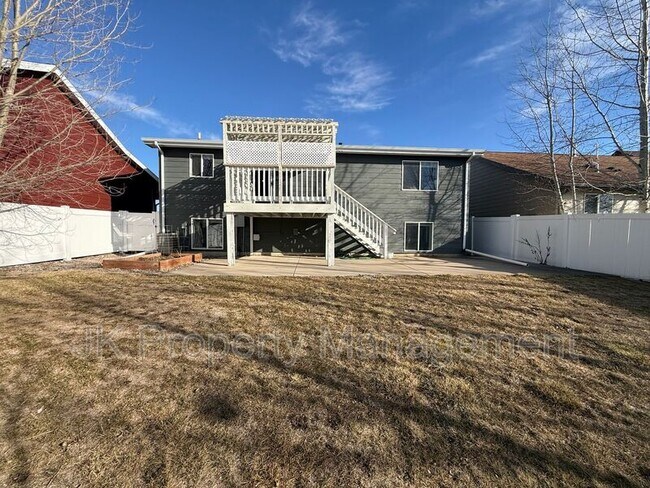 Foto del edificio - 716 49th St N