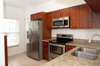 Building Photo - 150 SW 96th Terrace