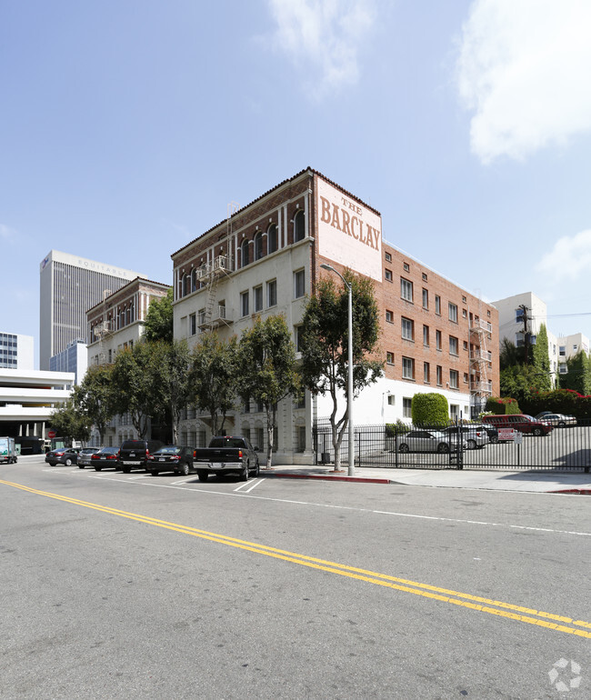 Building Photo - The Barclay Apartments