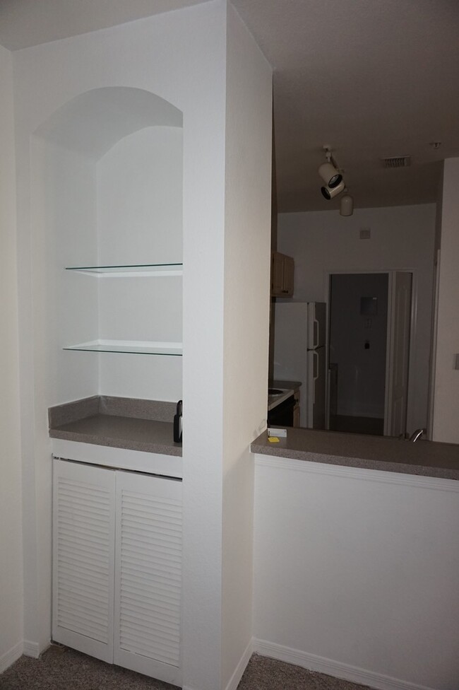 Building Photo - Spacious 2/2  in Visconti at Maitland