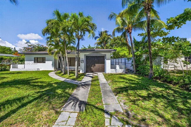 Foto del edificio - 17150 NE 18th Ave