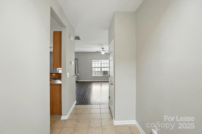 Building Photo - 12244 Stratfield Pl Cir