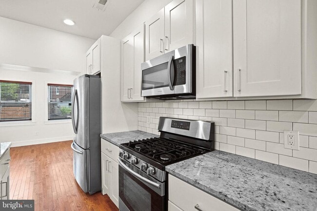 Building Photo - 5415 Kansas Ave NW