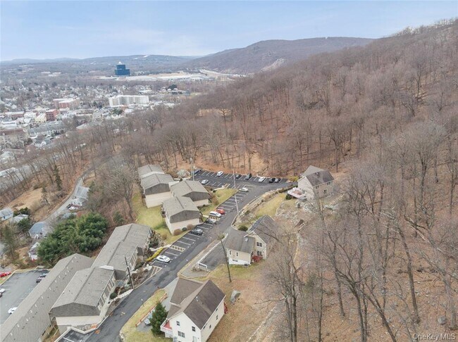 Foto del edificio - 14 Pavilion Rd