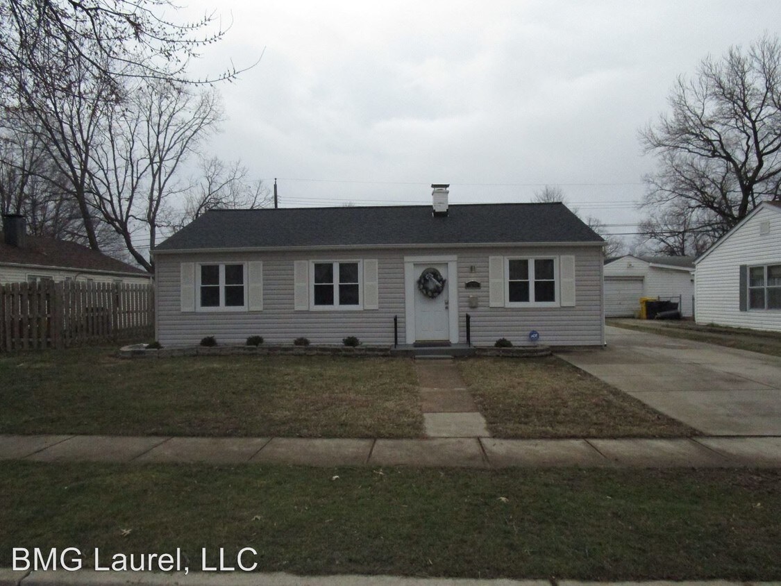Primary Photo - 1205 Guildford Rd