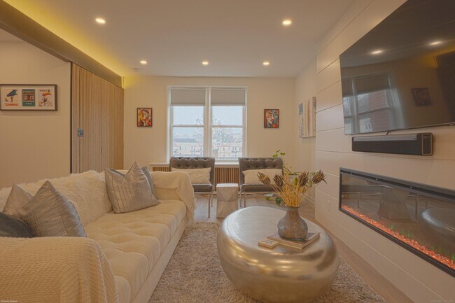 Foto del edificio - 7 4th St