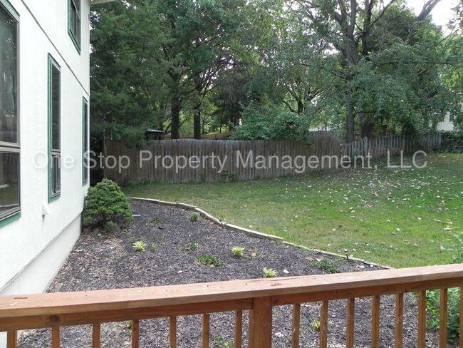 Foto del edificio - 5511 NW Verlin Dr
