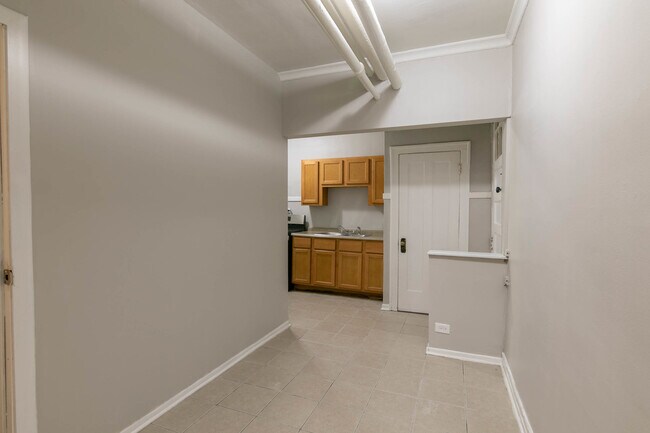 Foto del edificio - 3126 W Eddy St