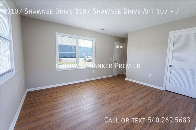 Foto del edificio - 3107 Shawnee Dr