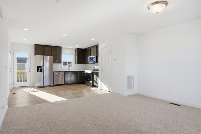 Building Photo - 4049 Emilia Way