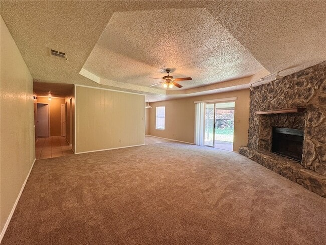 Foto del edificio - 6226 Big Springs Dr
