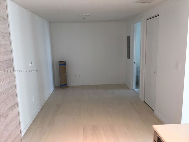 Building Photo - 1300 S Miami Ave