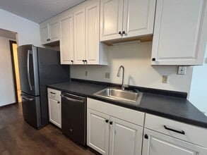 Building Photo - 1110 3rd Ave N