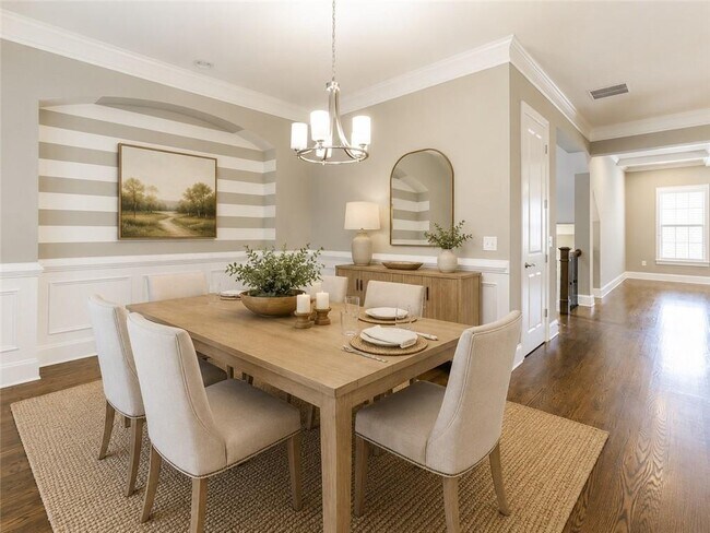 Foto del edificio - 914 Canterbury Ln NE