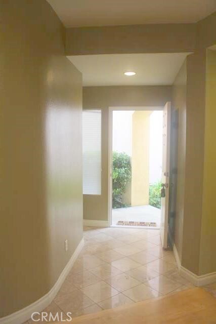 Foto del edificio - 26045 Frampton Ave