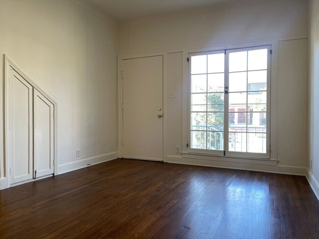 Photo - KENWOOD Apartment