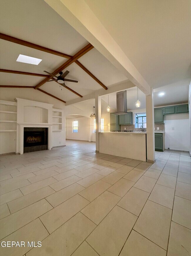 Foto del edificio - 11820 Tracy Austin Ln