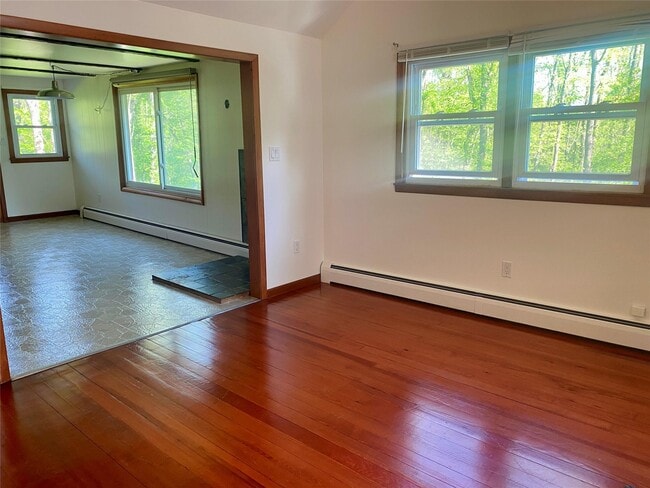 Building Photo - 244 Old Pawling Rd
