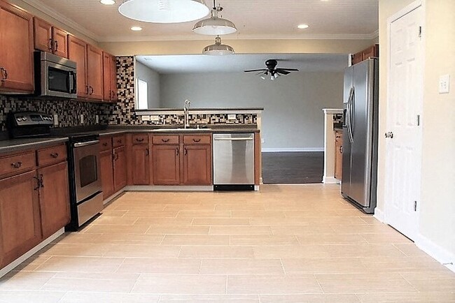 Building Photo - 10101 Eagle Eye Way
