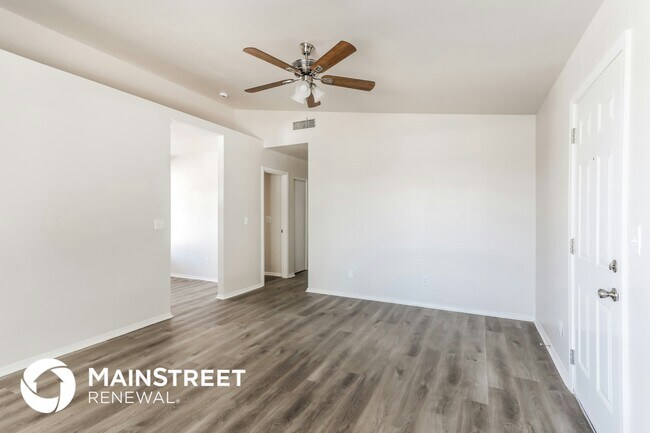 Foto del edificio - 1465 S American Dream Pl