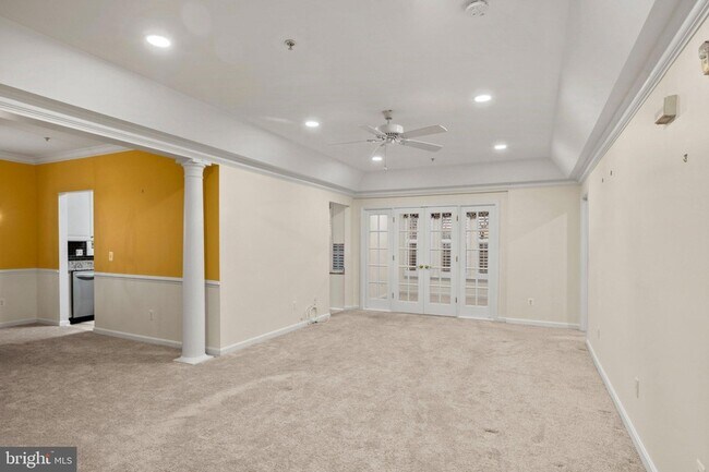 Foto del edificio - 6155 Shadywood Rd