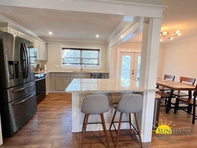 Building Photo - Beautiful 4 Bedroom Home in Fort Walton Beach!