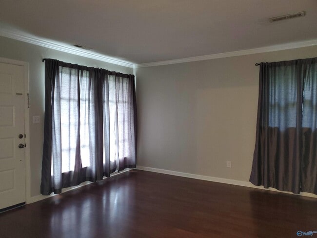 Foto del edificio - 2248 Norwood Dr NW