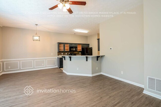 Foto del edificio - 215 Green Bridge Ct SE