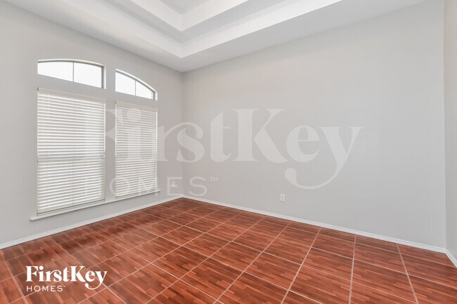 Building Photo - 4203 Lucy Ln