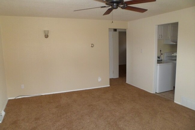 Foto del edificio - 2 bedroom, 1 bathroom home in Wheat Ridge ...