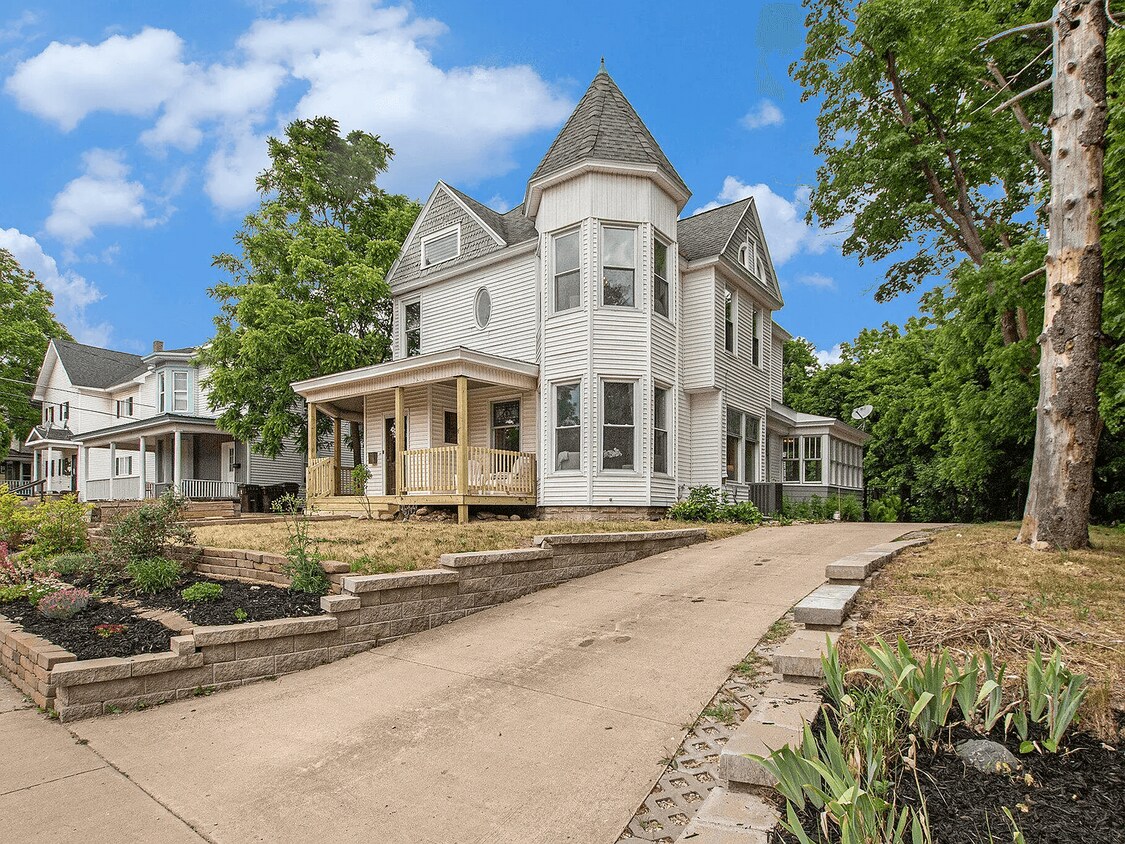 Foto principal - 417 Maple St