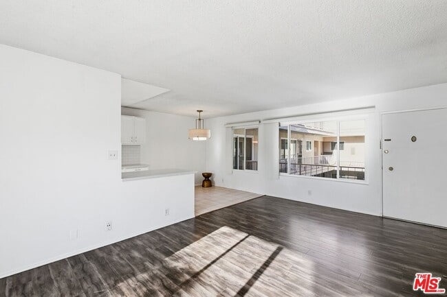 Foto del edificio - 739 Croft Ave