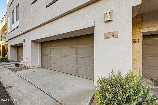 Foto del edificio - 1250 Abbey Ln