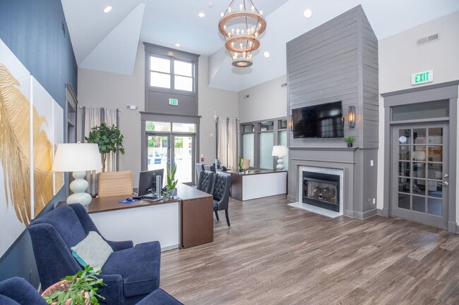 Building Photo - The Residence at Barrington