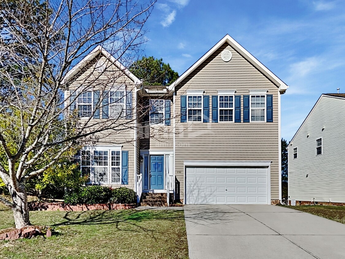 Foto principal - 8701 Poteat Dr