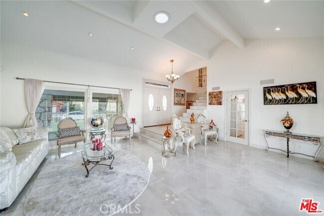 Foto del edificio - 15616 Rosehaven Ln
