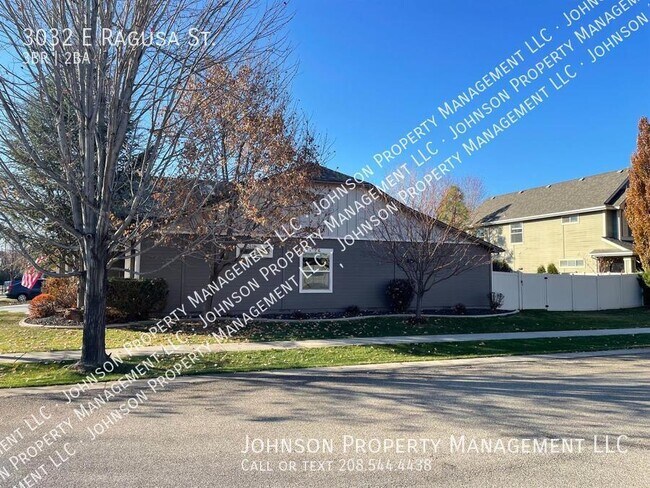 Building Photo - 3032 E Ragusa St