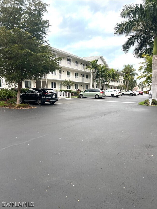 Building Photo - 3011 Sandpiper Bay Cir